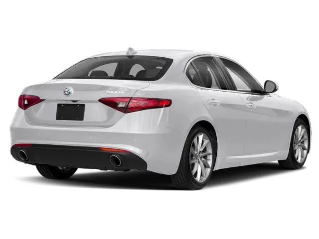 Used 2019 White Alfa Romeo Base image 2