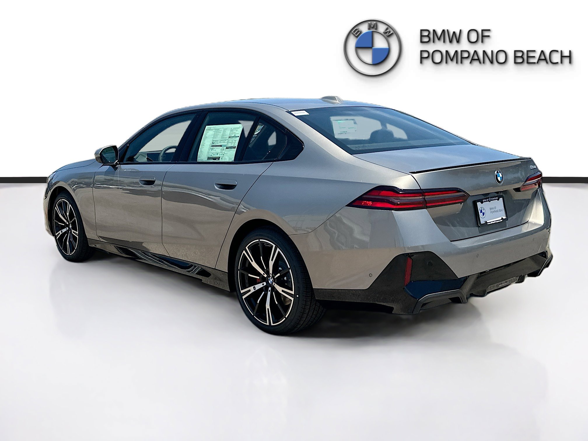 New 2027 Oxide Grey Metallic BMW 530i image 4