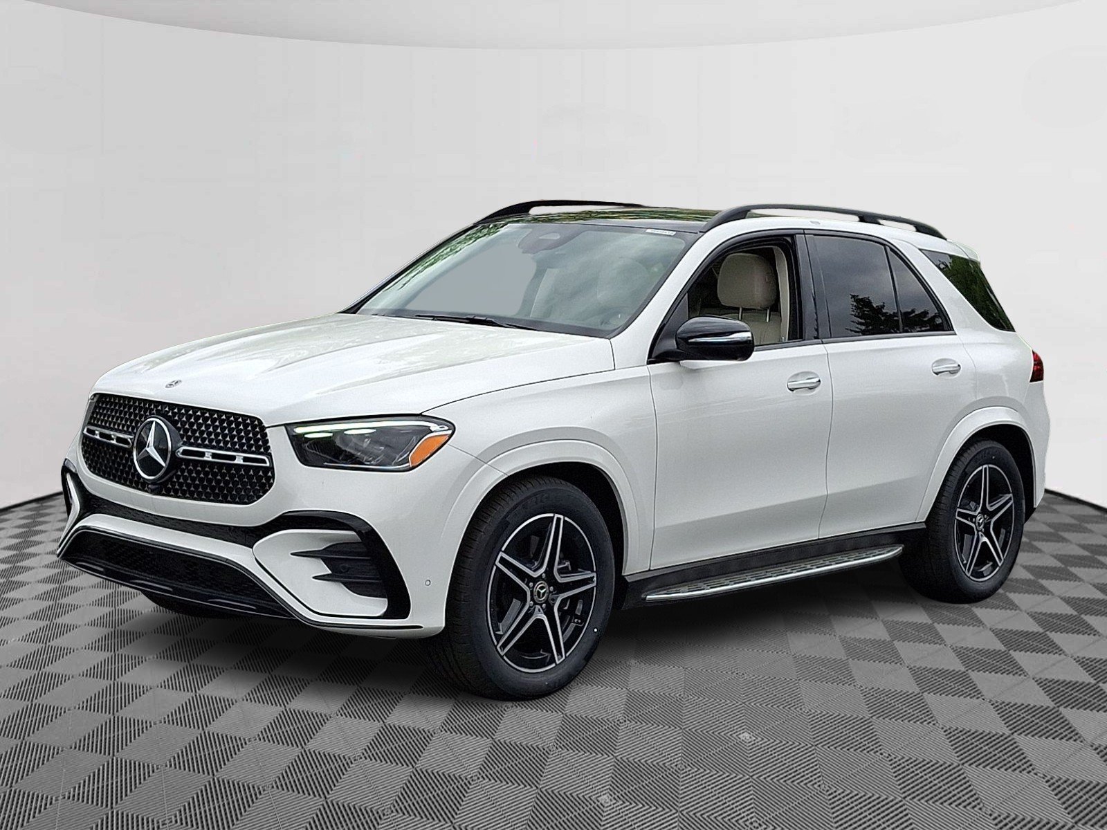 New 2026 Polar White Mercedes-Benz GLE 450 image 3