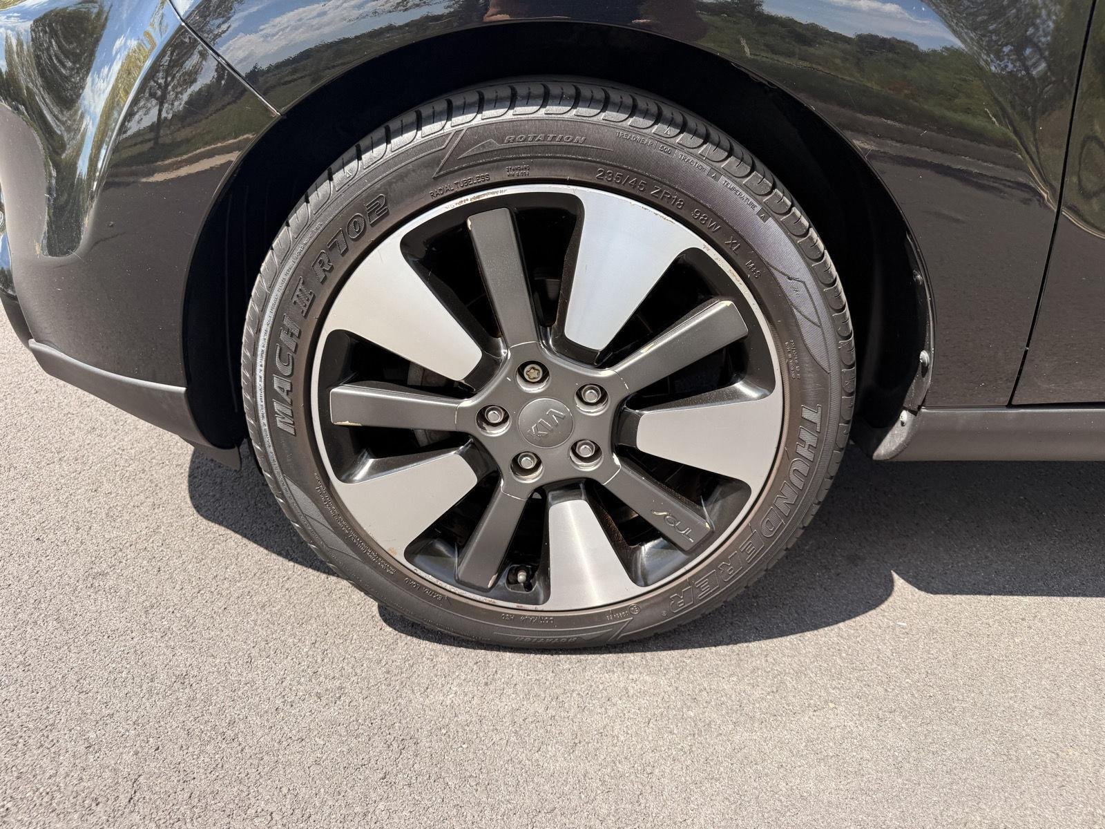 Used 2014 Shadow Black Kia ! image 9