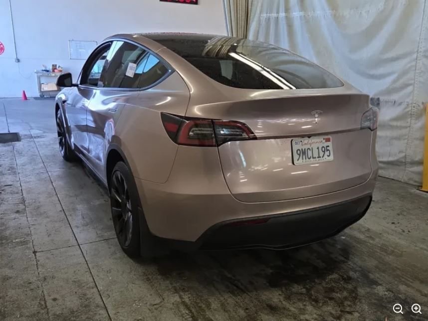 Used 2023 White Tesla Long Range image 2