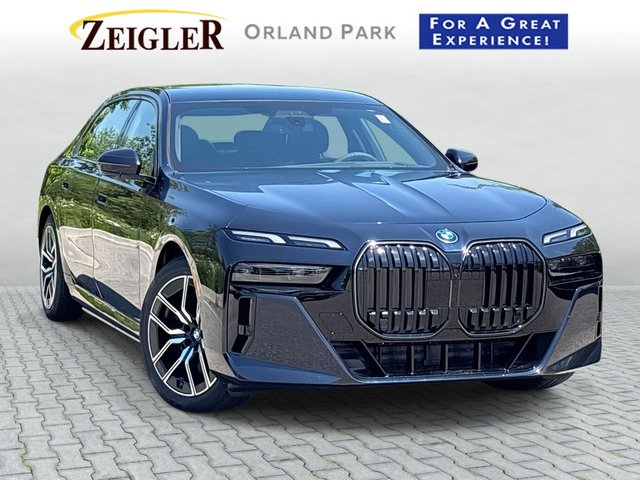 2026 BMW 750e xDrive