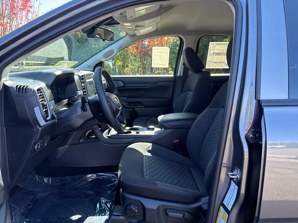 New 2026 Gray Ford XL image 5