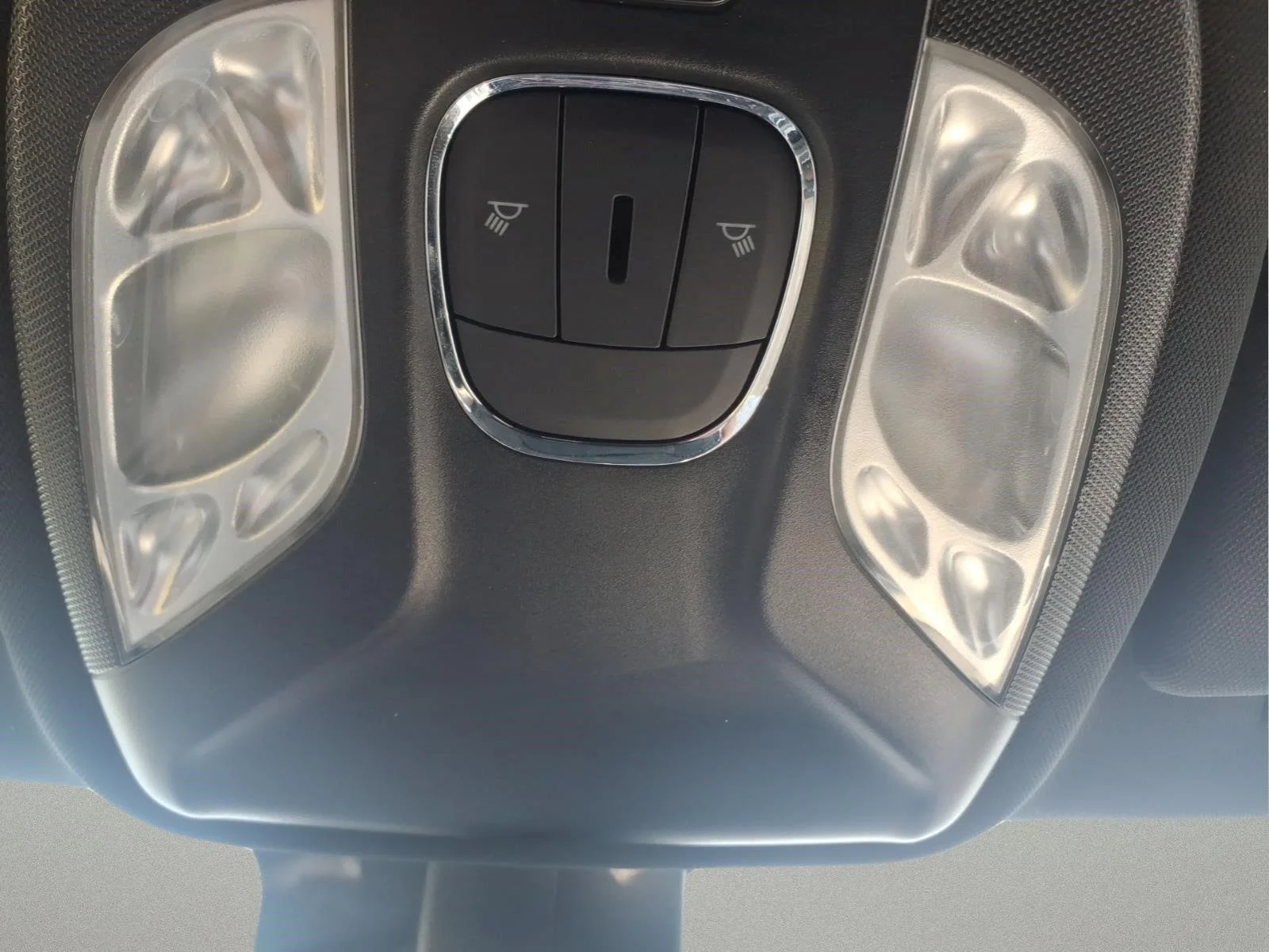 Used 2024 Baltic Gray Metallic Clearcoat Jeep Limited image 28