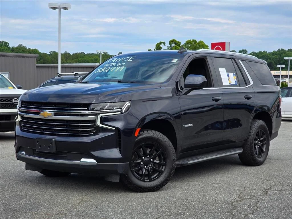 Used 2021 Blue Chevrolet LT image 2