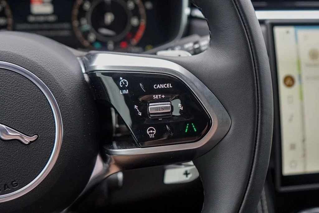 2026 Jaguar F-Pace R-Dynamic S - Photo 16