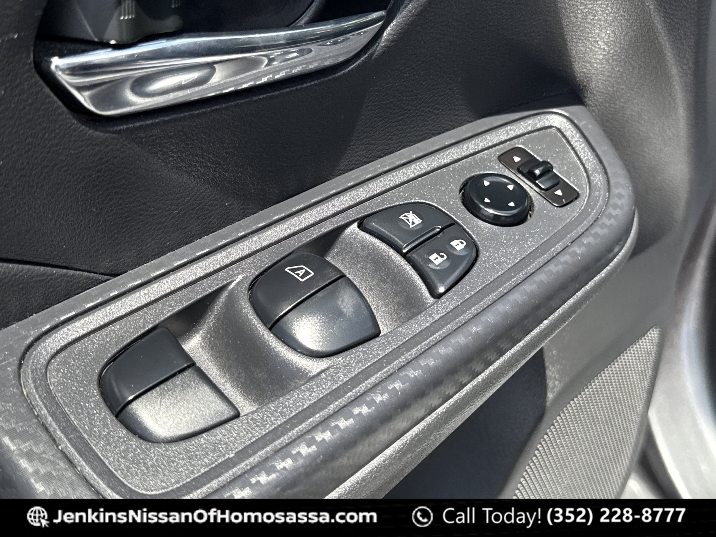 Used 2023 Gun Metallic Nissan SV image 20
