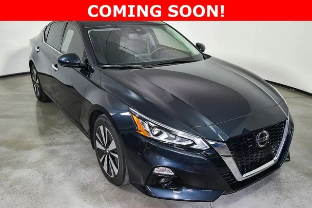 Used 2022 Blue Nissan 2.5 SV image 7