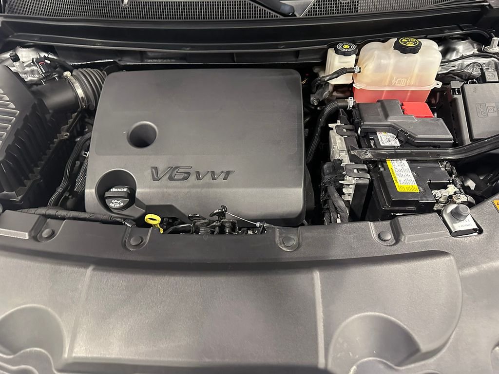 Used 2023 Gray Chevrolet LT image 41