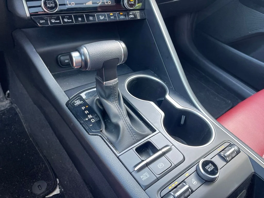 Certified Used 2021 Wolf Gray Kia GT-Line image 10