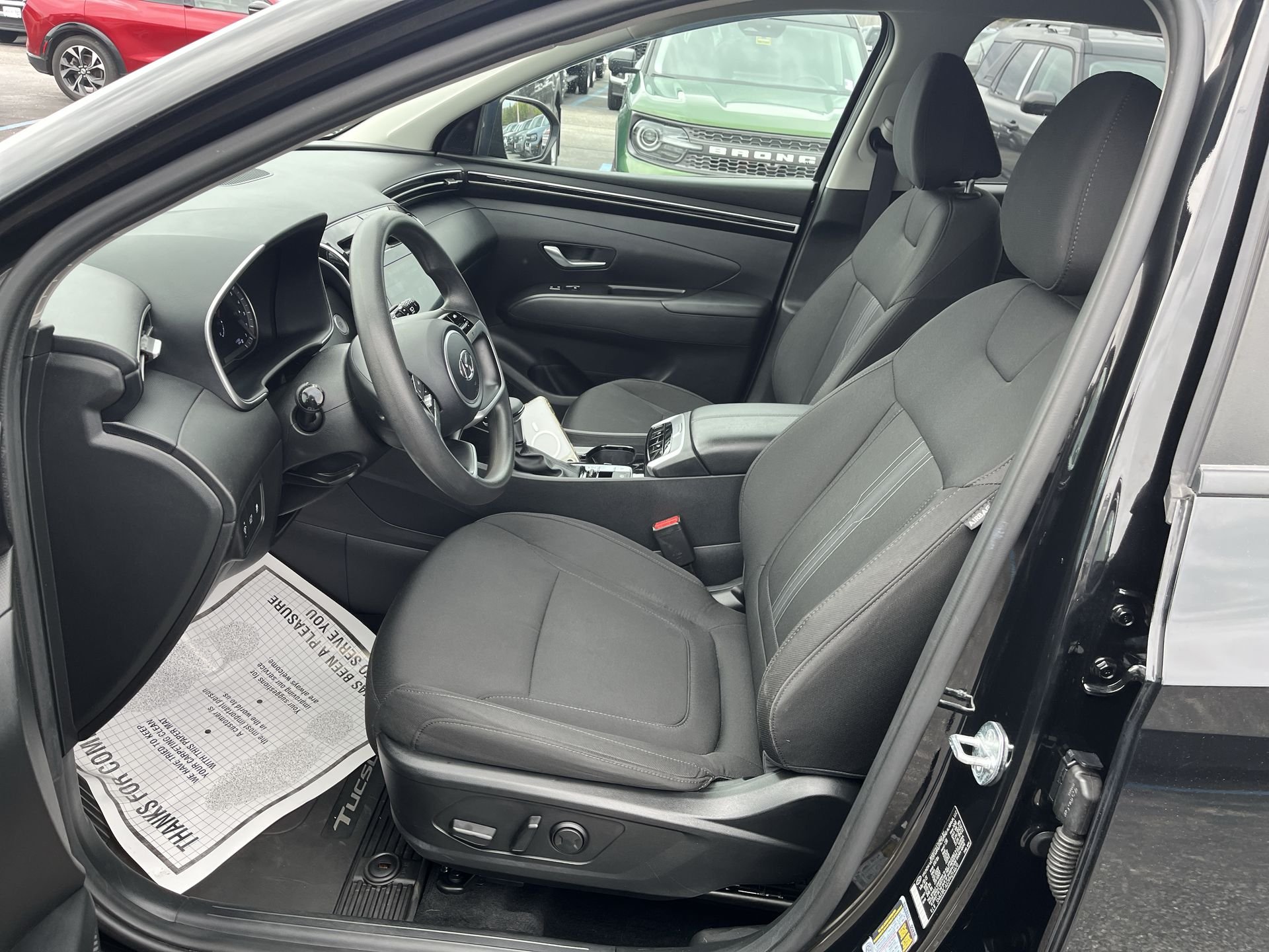 Used 2023 Phantom Black Hyundai SEL image 6