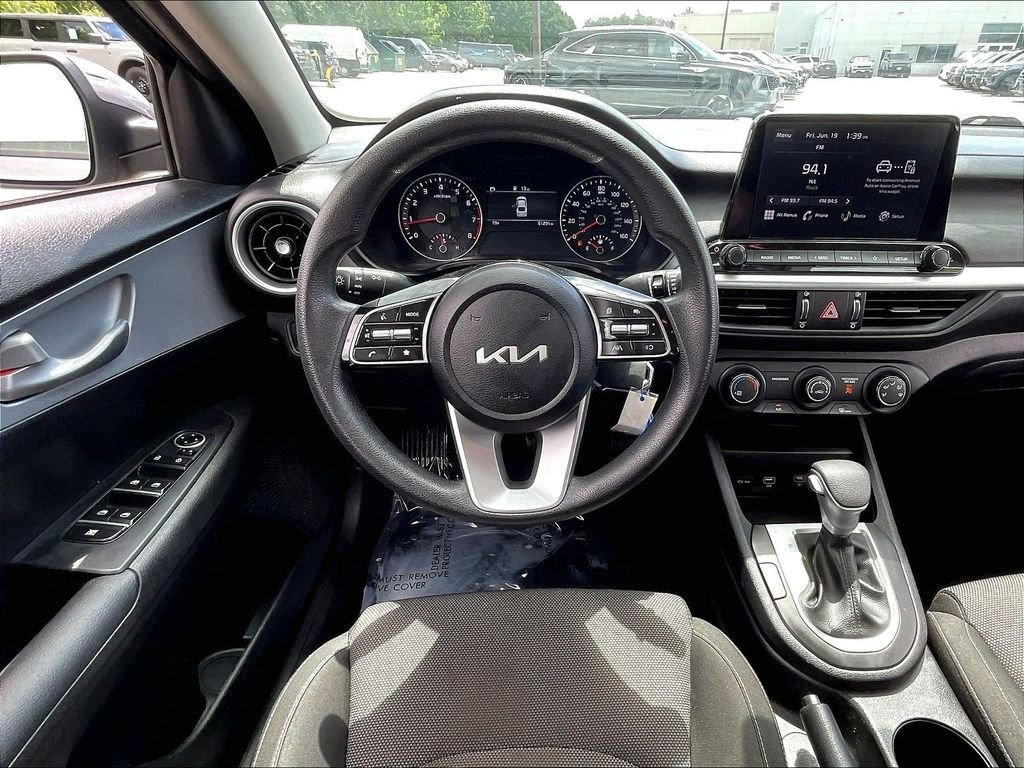 Used 2024 Steel Gray Kia LXS image 16