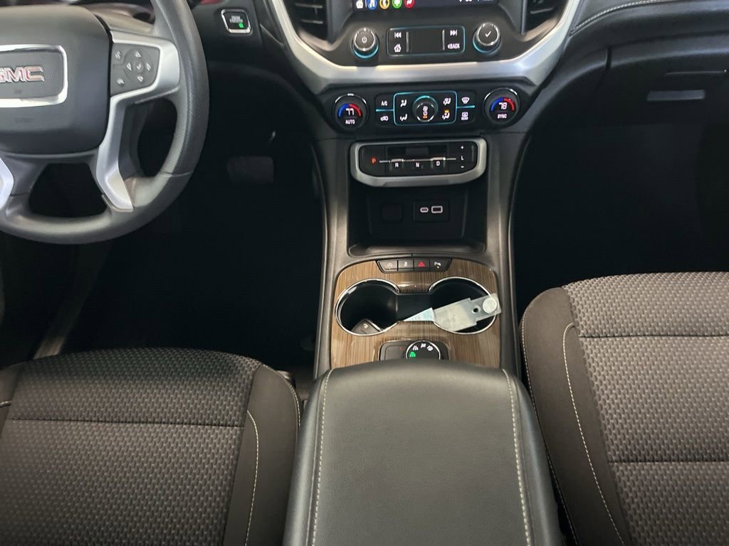 2023 GMC Acadia SLE - Photo 10