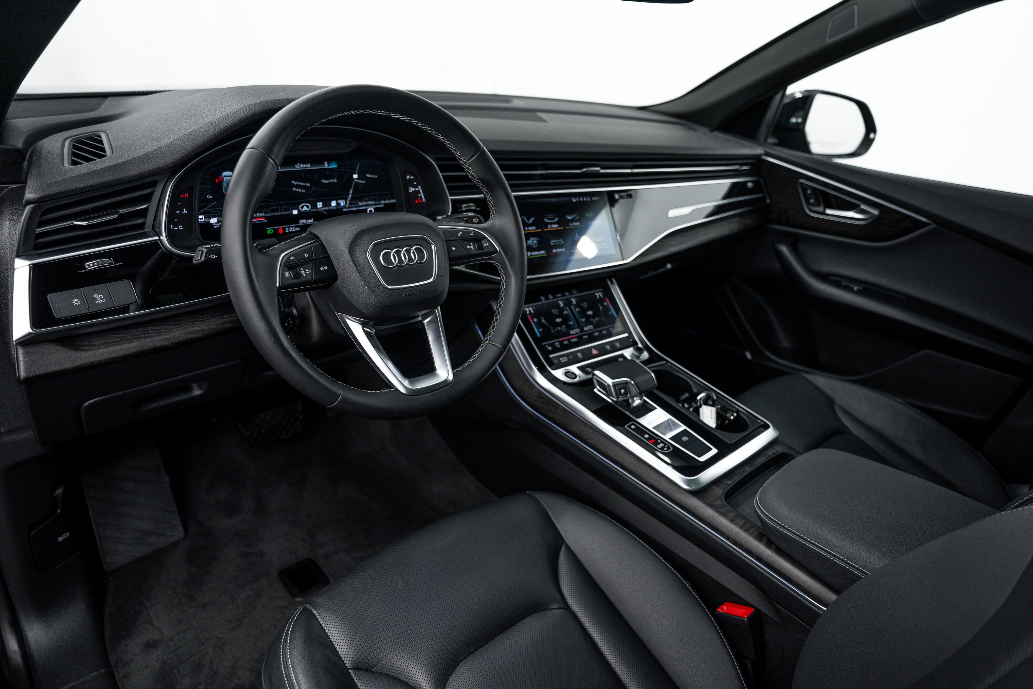 Certified Used 2022 Mythos Black Metallic Audi Premium Plus image 10