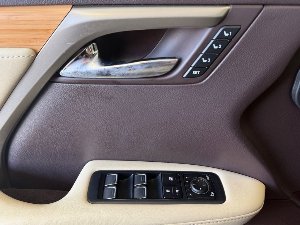 Used 2019 Beige Lexus 350L image 30