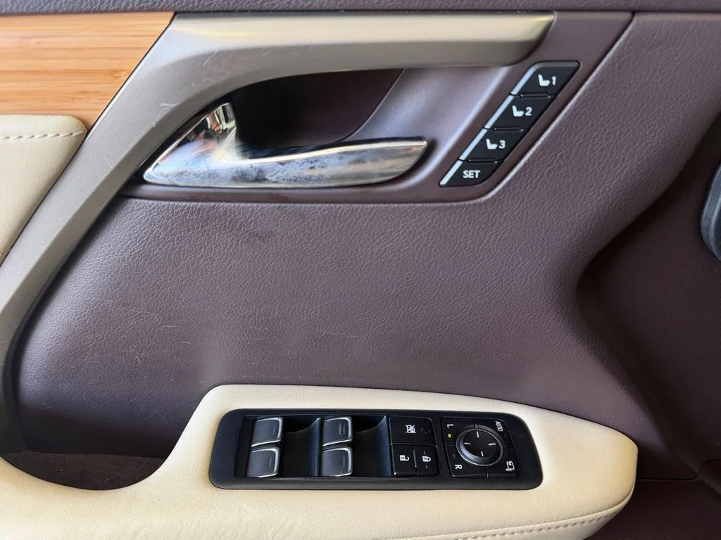 Used 2019 Beige Lexus 350L image 30