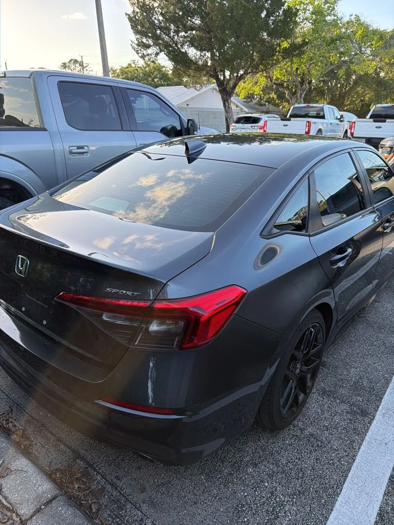 Used 2024  Honda Sport image 16