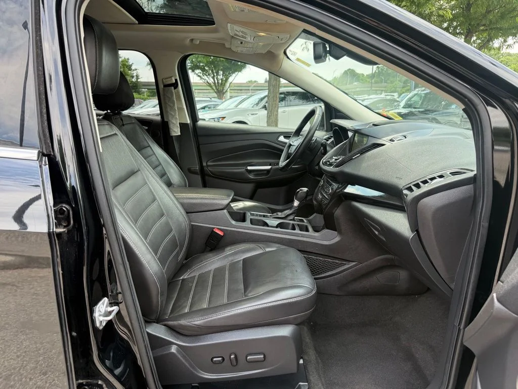 Used 2017 Black Ford Titanium image 29