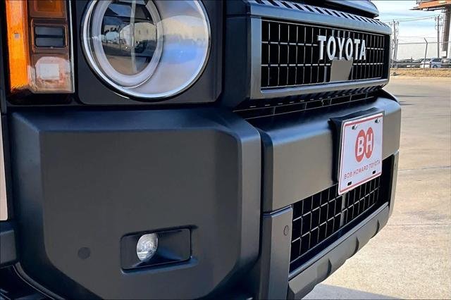 Certified Used 2025 METEOR SHOWER Toyota  image 28