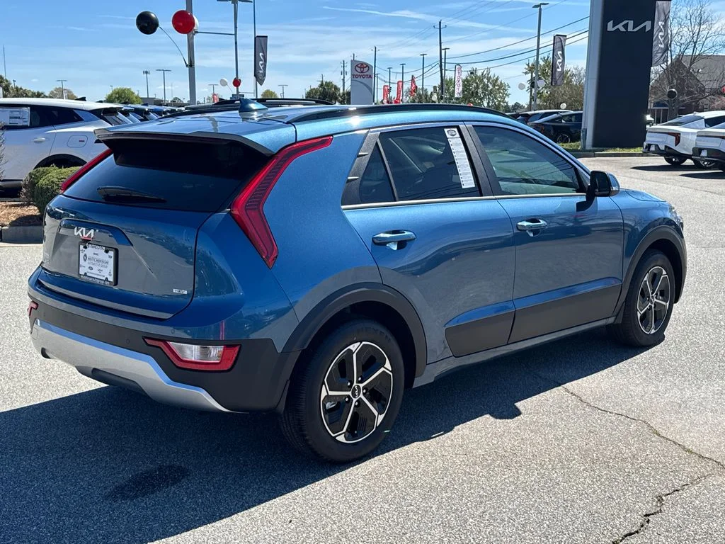 New 2026 Mineral Blue Kia EX image 3