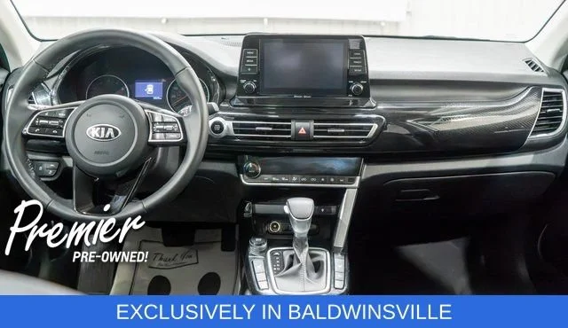 Used 2021 White Kia EX image 14