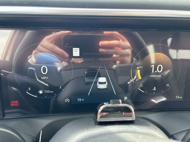 New 2026 White Hyundai SEL AWD image 20
