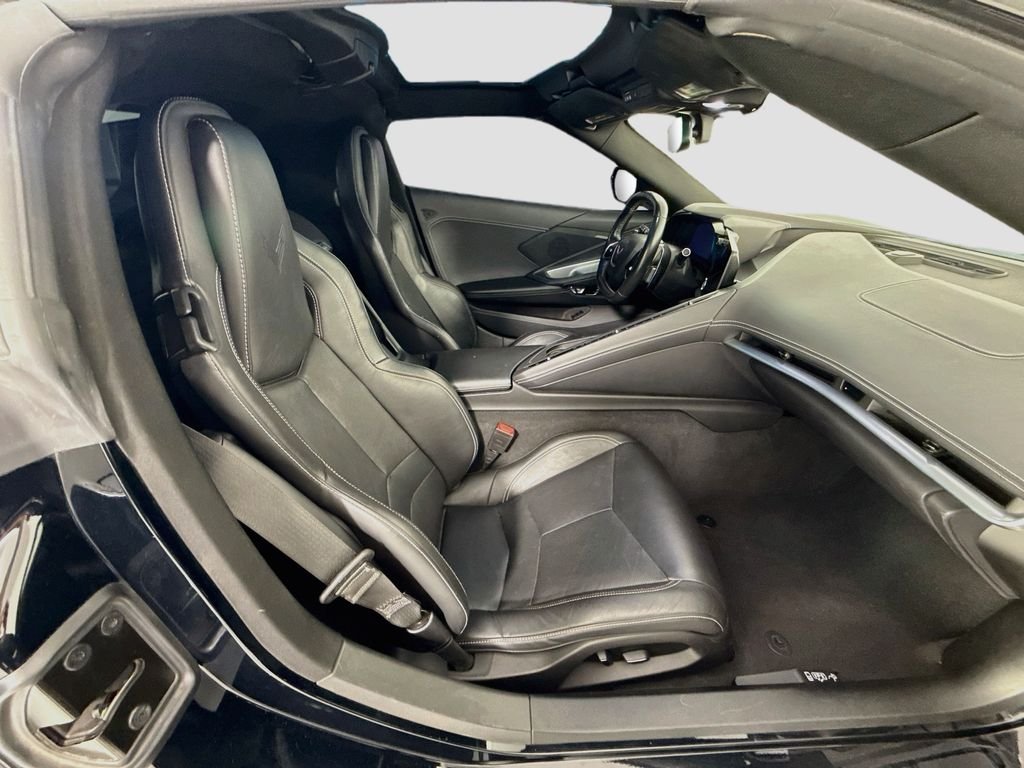 Used 2021 Black Chevrolet Stingray image 19