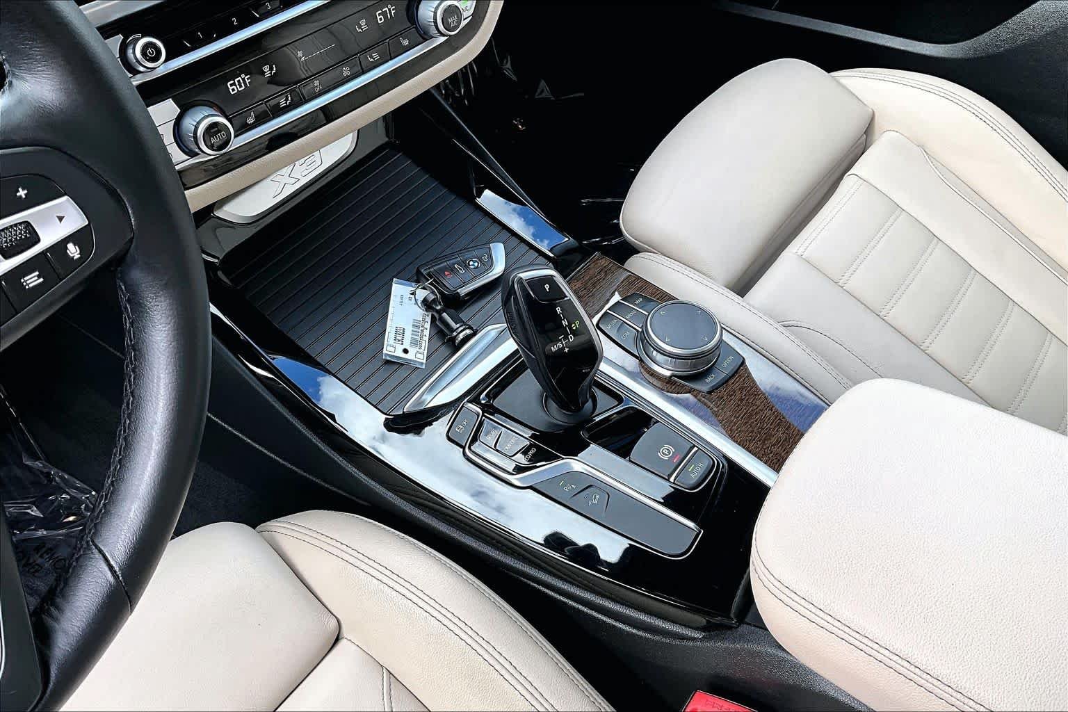 Used 2020 Glacier Silver Metallic BMW xDrive30i image 17