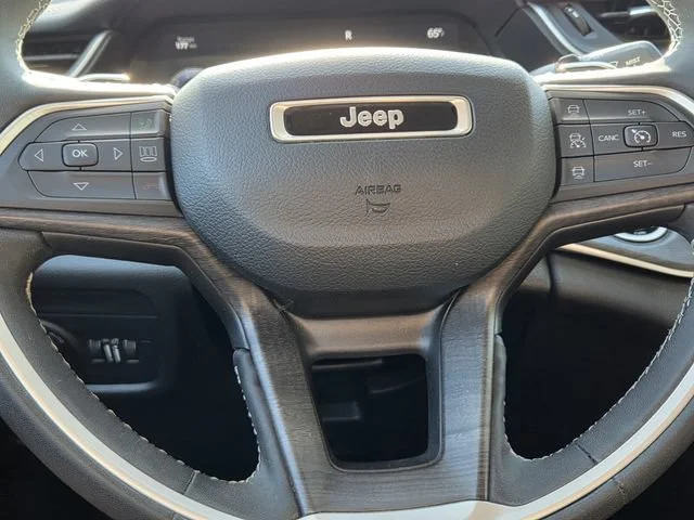 Used 2023 Blue Jeep Limited 4x2 image 37