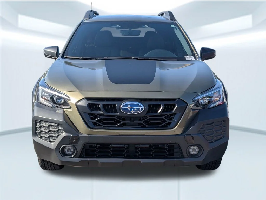 Used 2025 Green Subaru Wilderness image 8