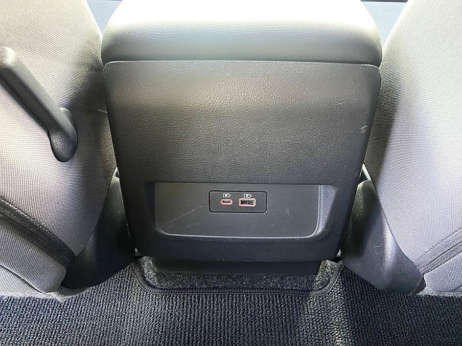 Used 2023 Glacier White Nissan SV image 29