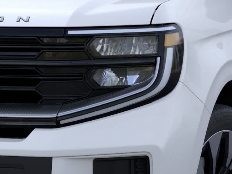 New 2026 Star White Metallic Tri-Coat Ford Platinum® image 18