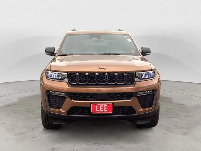 New 2026 Copper Jeep LIMITED 4X4 image 9