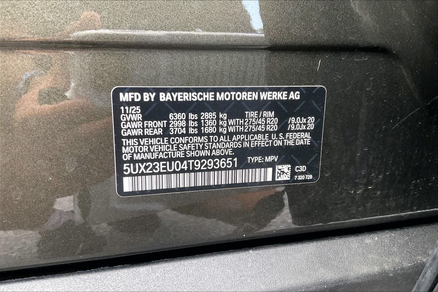 Used 2026 Manhattan Green Metallic BMW xDrive40i image 38