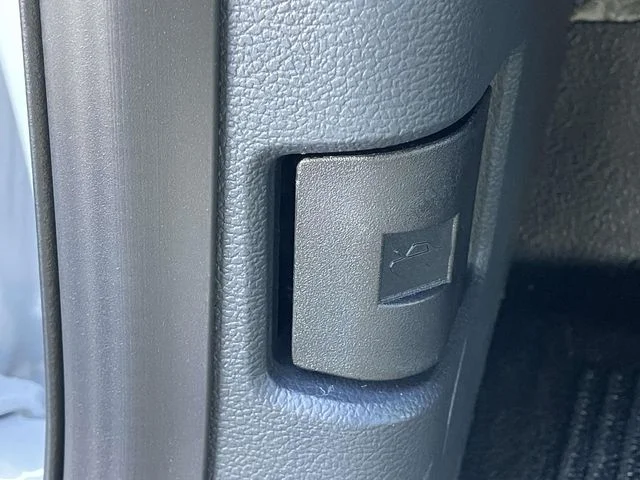 New 2026 Oxford White Ford F-350® XL image 15