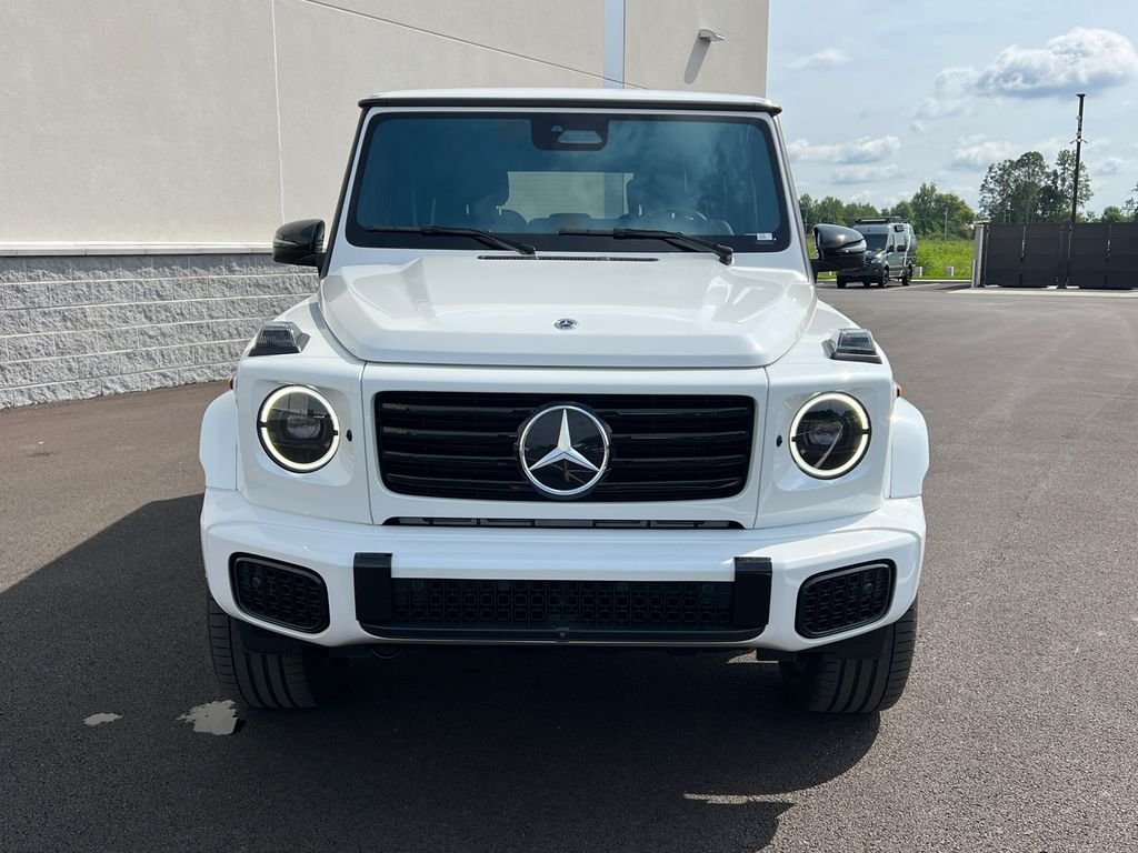 Certified Used 2025 White Mercedes-Benz G 580 image 3