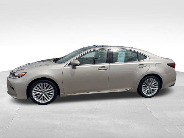 Used 2018 Beige Lexus 350 image 2