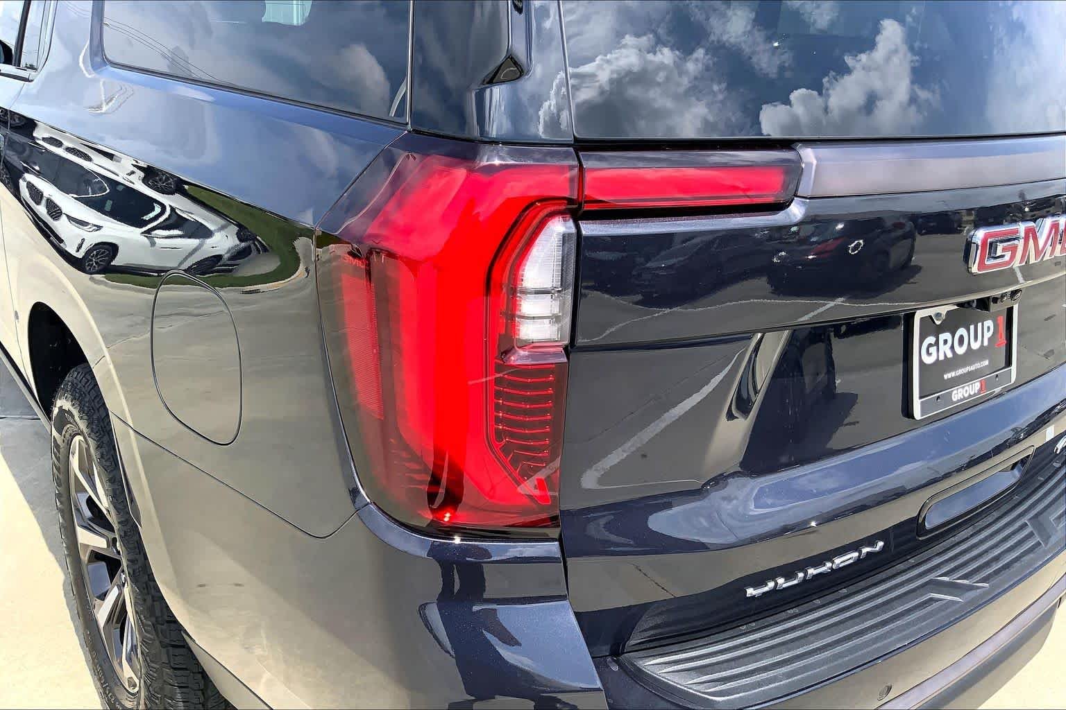 Used 2025 Titanium Rush Metallic GMC AT4 Ultimate image 28
