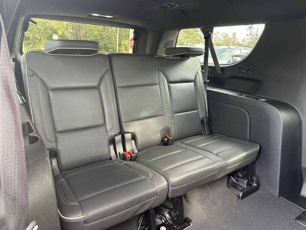 Used 2024 Black Chevrolet Premier image 19