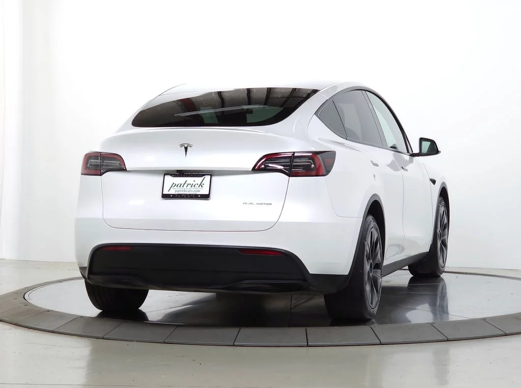 Used 2025 White Tesla Long Range image 8