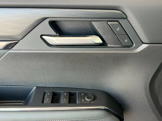 2026 GMC Acadia AT4 - Photo 13