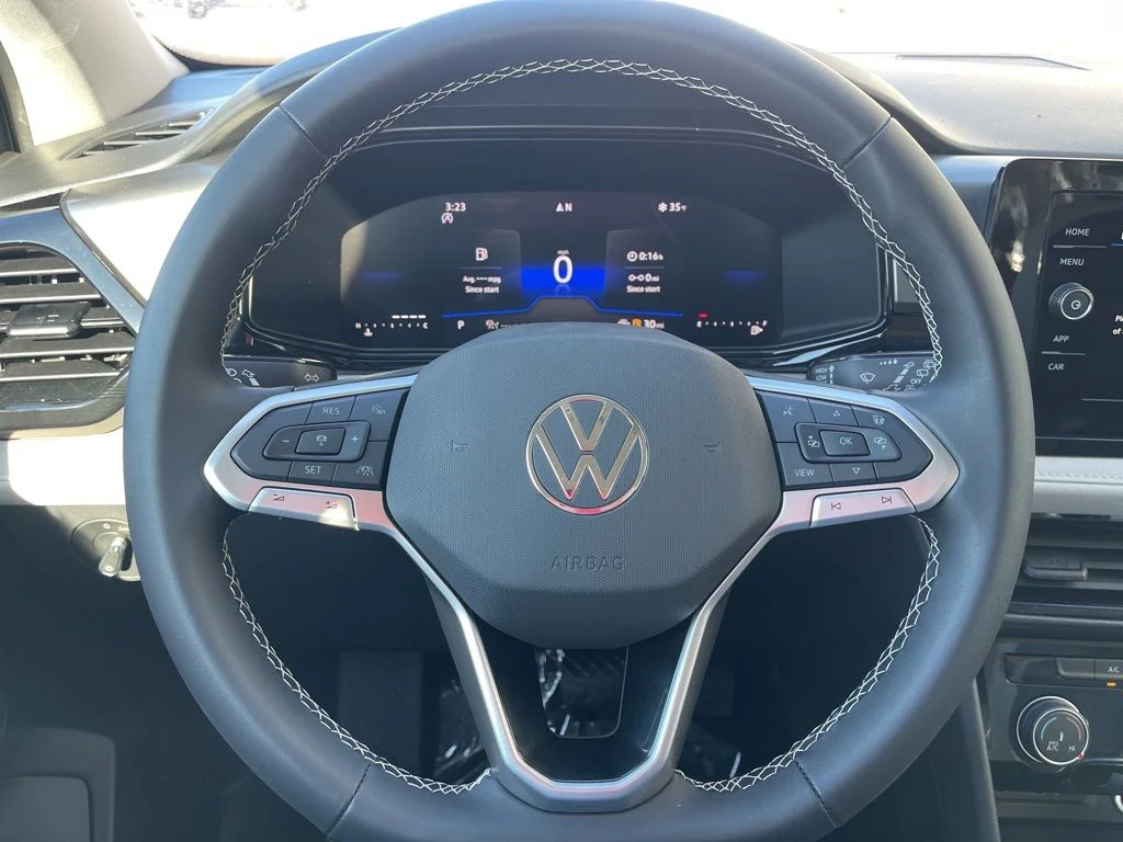 New 2026 Pure White Volkswagen 1.5T S image 11