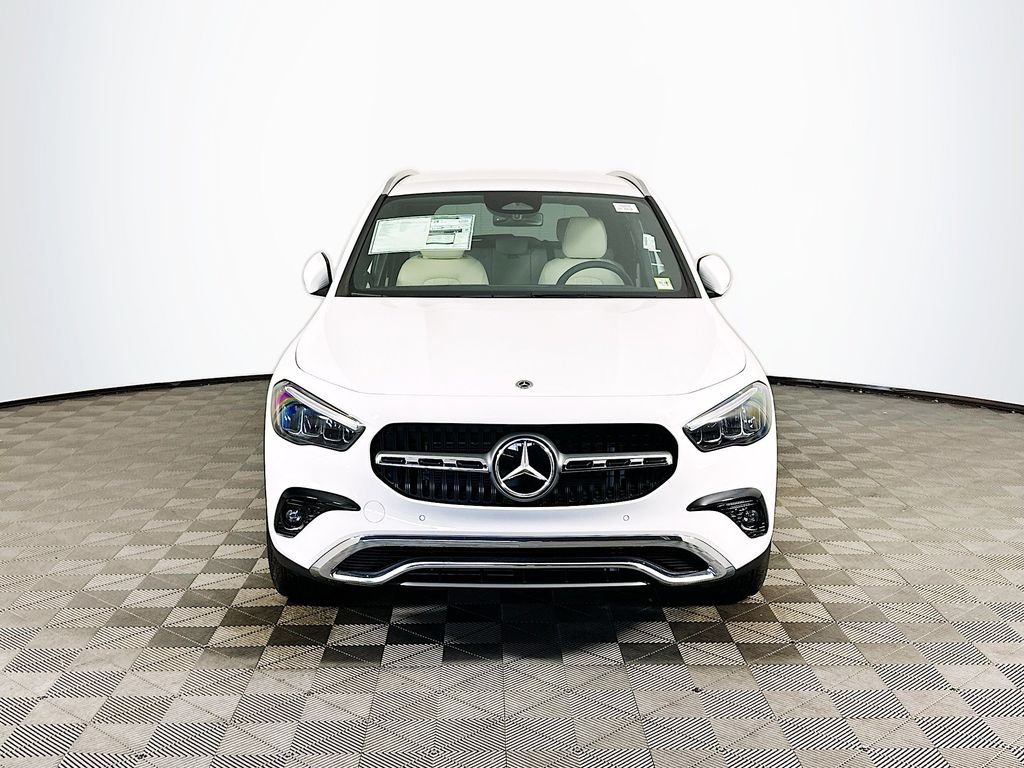 New 2026 Polar White Mercedes-Benz GLA 250 image 2
