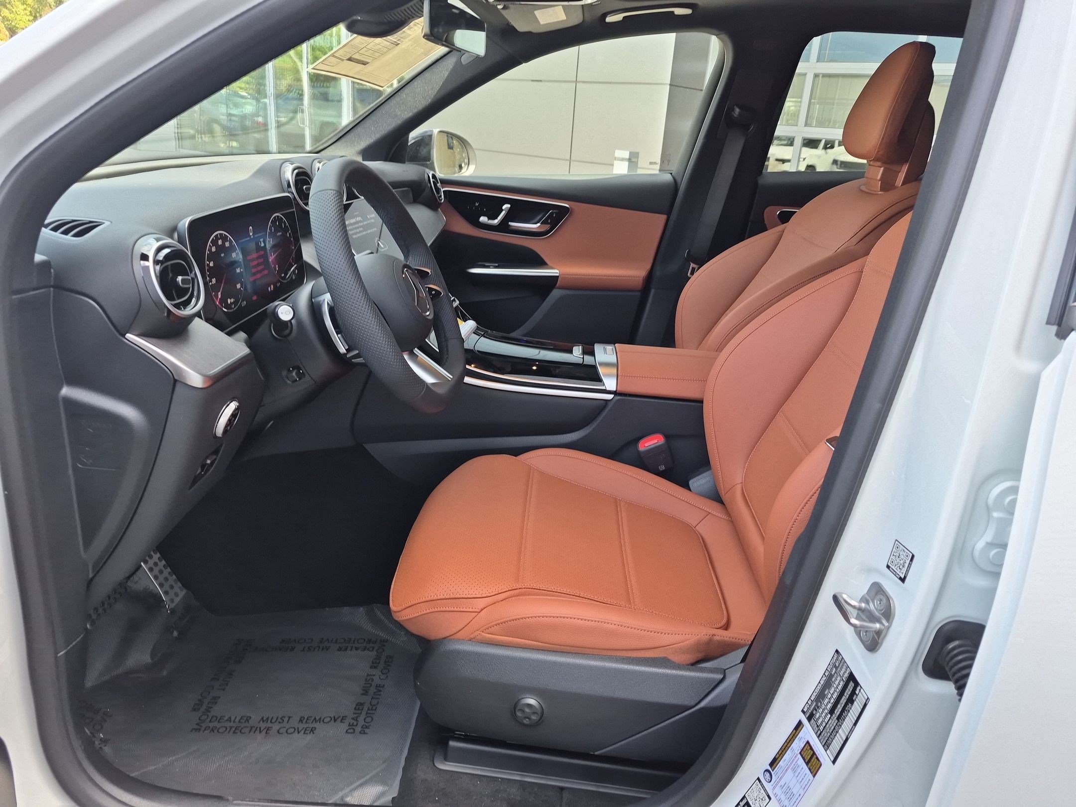 New 2027 Polar White Mercedes-Benz GLC 300 image 13