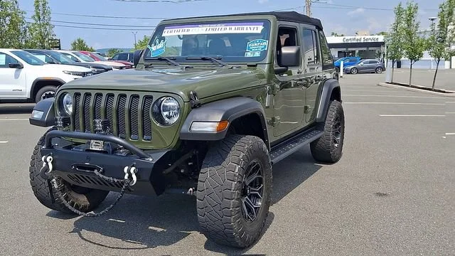 Used 2021 Green Jeep Sport Altitude 4x4 image 5