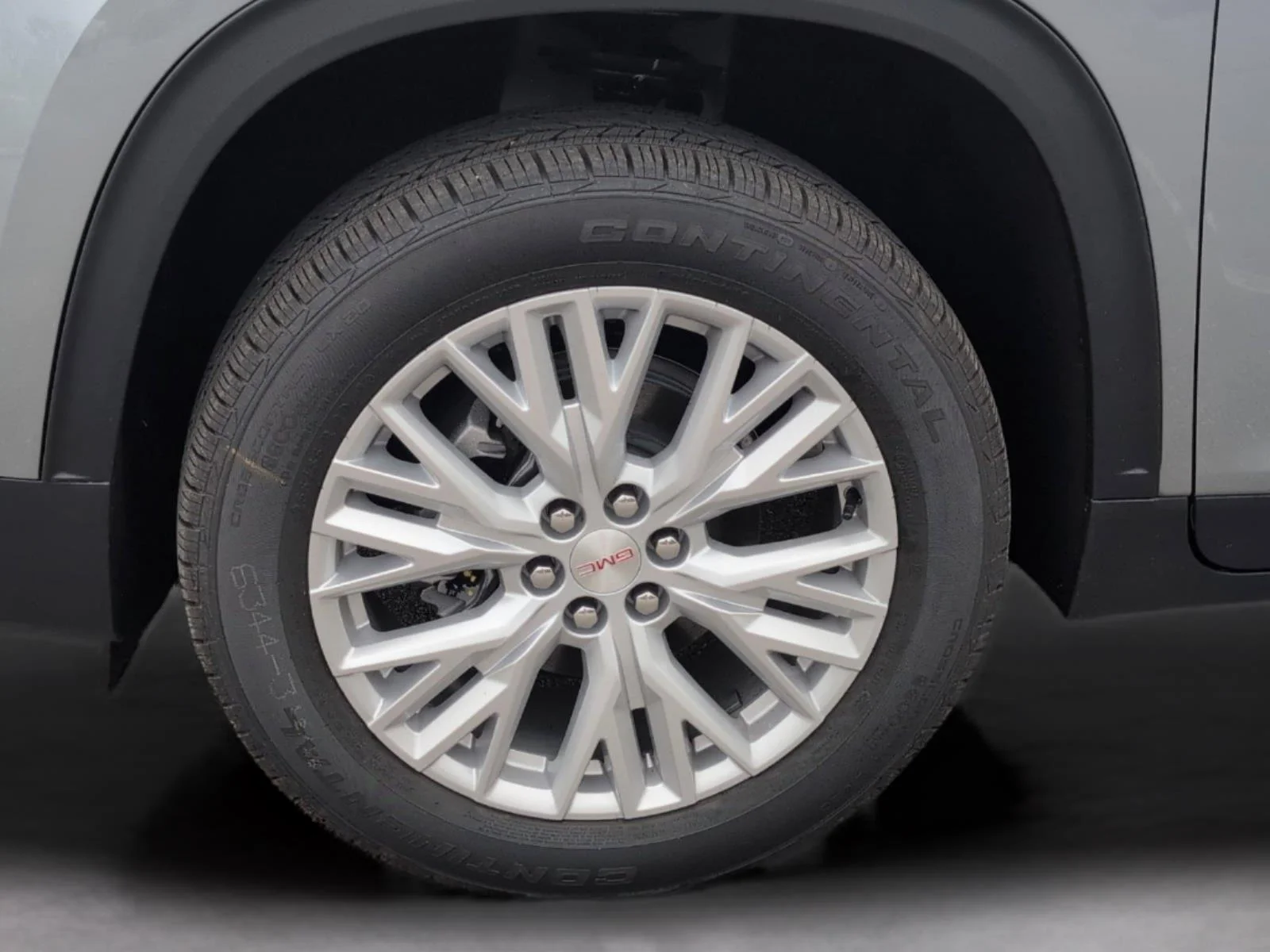New 2026 Sterling Metallic GMC Elevation image 9