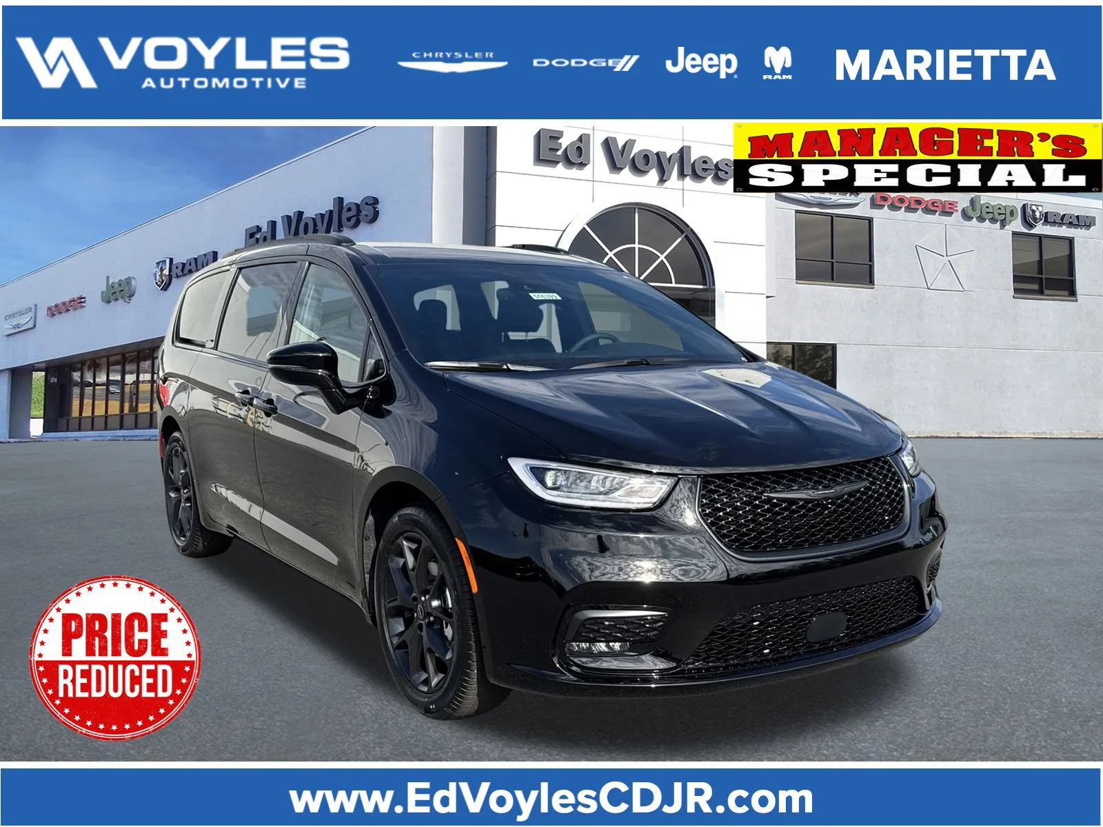 2026 Chrysler Pacifica Select's photo
