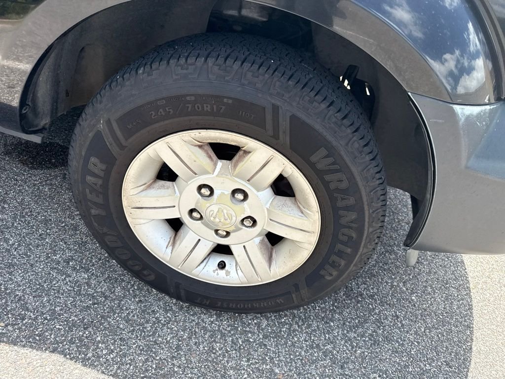 Used 2008 Black Dodge SXT image 6
