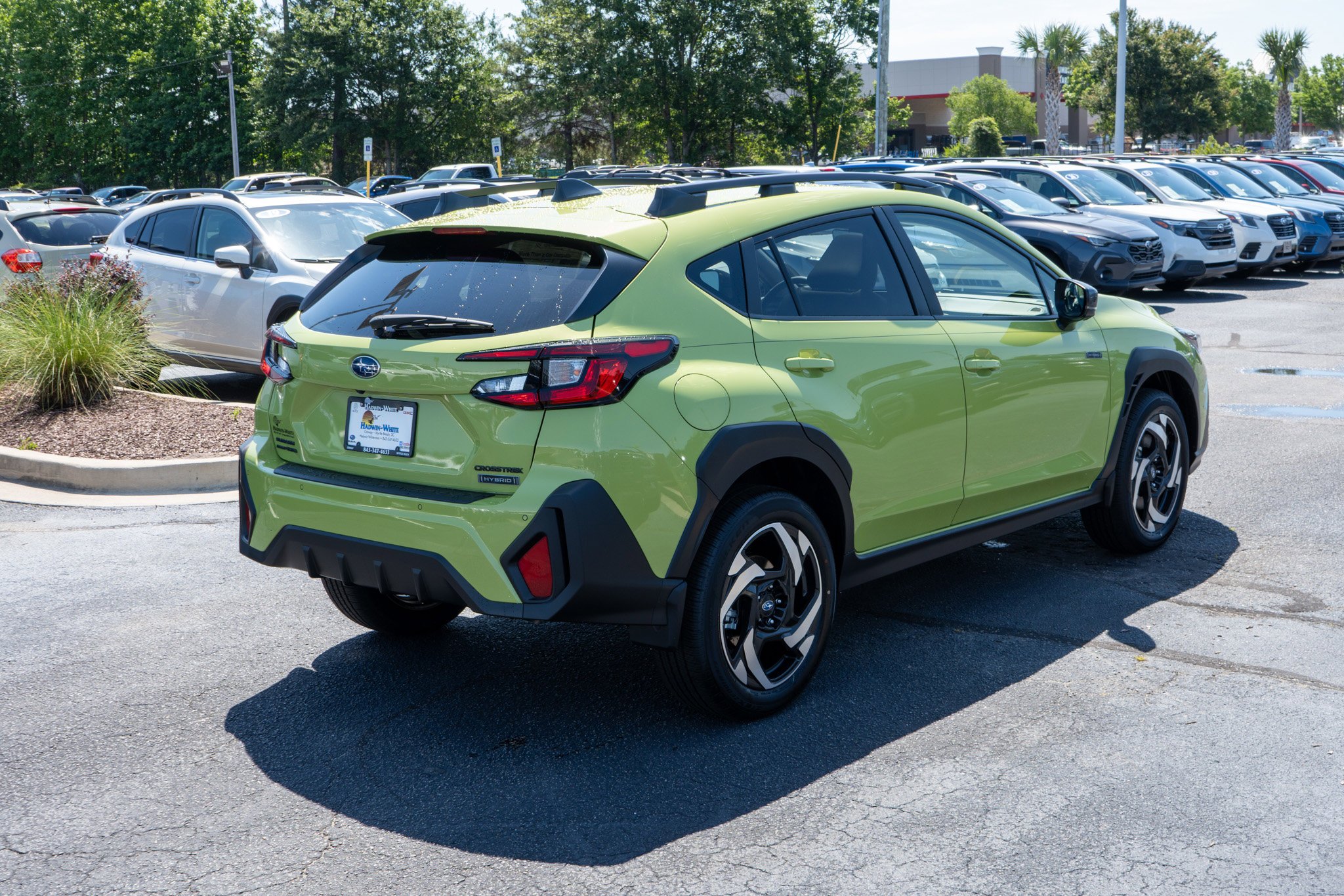 New 2026 CITRON YELLOW PEARL Subaru Limited Hybrid image 3