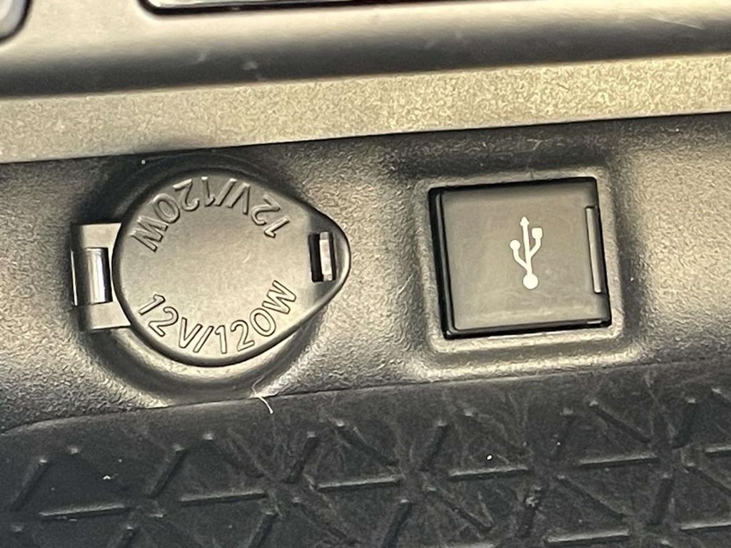 2021 Toyota RAV4 XLE Premium - Photo 20